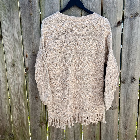 Vintage Express Sweater | Hong Kong Tag | Neutral Ribbed Knit | Size M - Picture 12 of 13